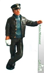 Zeige Details für Lokführer DR mit Handschuhen 1:22,5 Bild von Lokführer DR mit Handschuhen 1:22,5