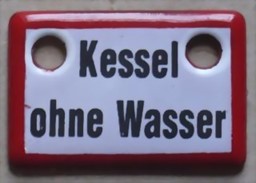 Zeige Details für Kessel ohne Wasser Bild von Kessel ohne Wasser