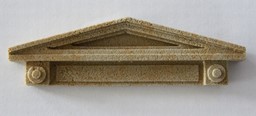 Zeige Details für Fenstergiebel Bild von Fenstergiebel