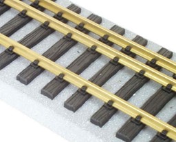 Zeige Details für Schwellen Holz Dreischienengleis Bild von Schwellen Holz Dreischienengleis