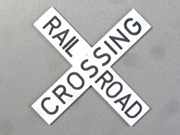 Zeige Details für Railroad Crossing Bild von Railroad Crossing