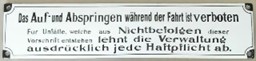 Zeige Details für Das Auf und Abspringen während der Fahrt... Bild von Das Auf und Abspringen während der Fahrt...