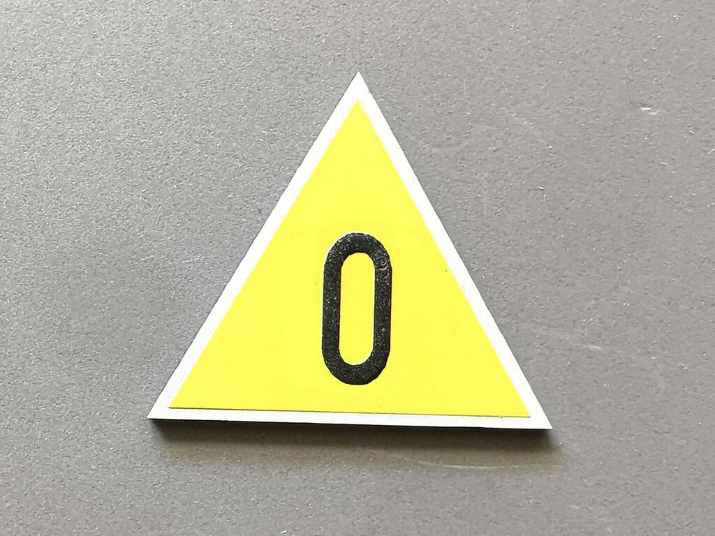 Langsamfahrankündigungsscheibe Lf 1, Spitze oben 0  30 mm, 3-Schicht-Kunststoff