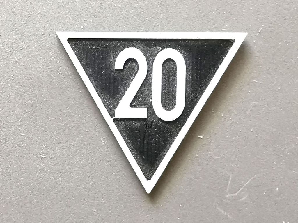 Geschwindigkeitsanzeiger Zs 3, weiß/schwarz, Spitze unten 20  30 mm, 2-Schicht-Kunststoff