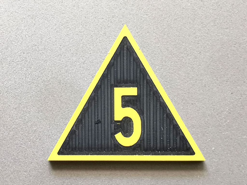 Geschwindigkeitsvoranzeiger Zs 3v, gelb/schwarz, Spitze oben 5  30 mm, 2-Schicht-Kunststoff