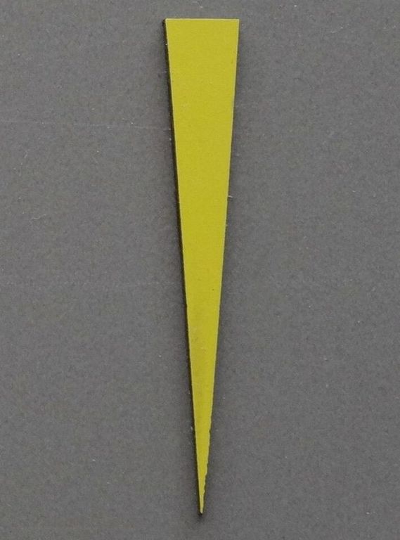 Mastschild gelber Pfeil 35 x 5 mm, 2-Schicht-Kunststoff