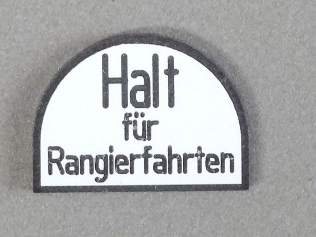 Rangierhalttafel Ra 10 1:32 15 x 11 mm, 2-Schicht-Kunststoff