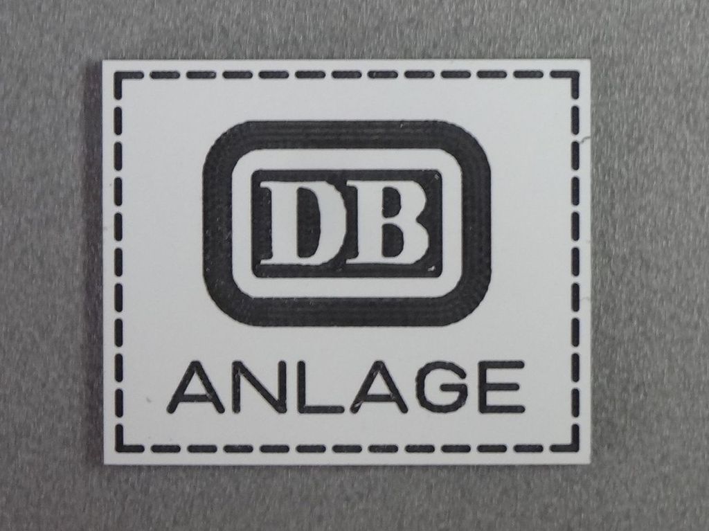 DB Anlage 1:32 23 x 18 mm, 2-Schicht-Kunststoff