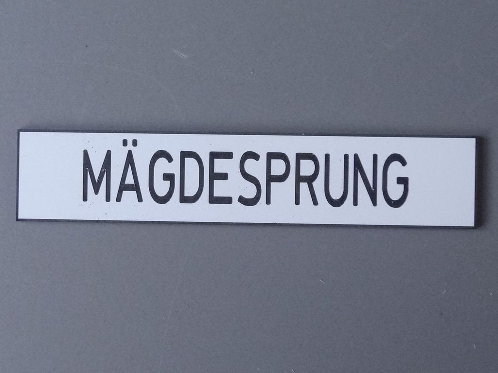 Mägdesprung 99 x 20 mm, 2-Schicht-Kunststoff
