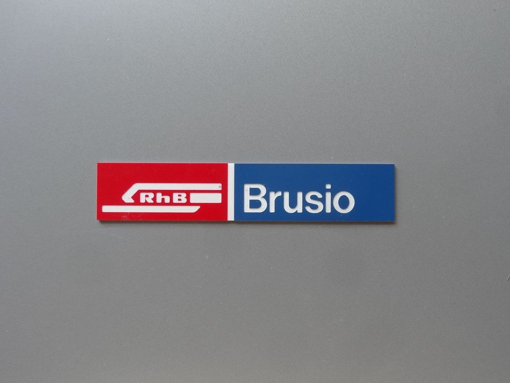 Brusio, großes Format 130 x 25 mm, 2-Schicht-Kunststoff