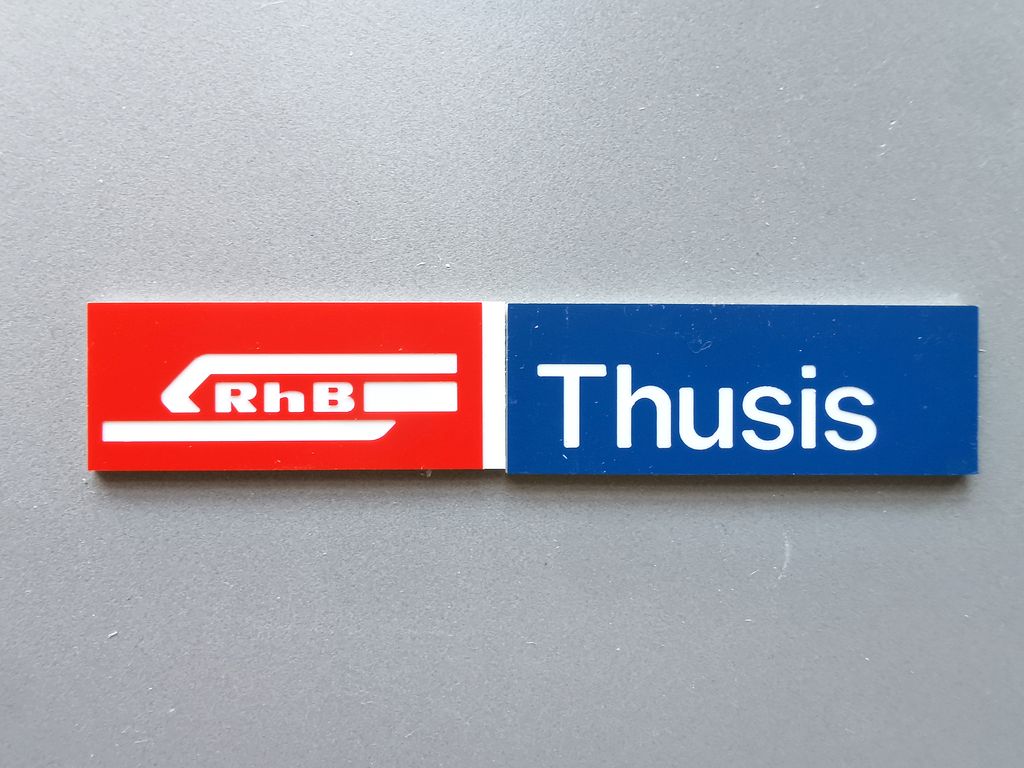 Thusis, kleines Format 111 x 16 mm, 2-Schicht-Kunststoff