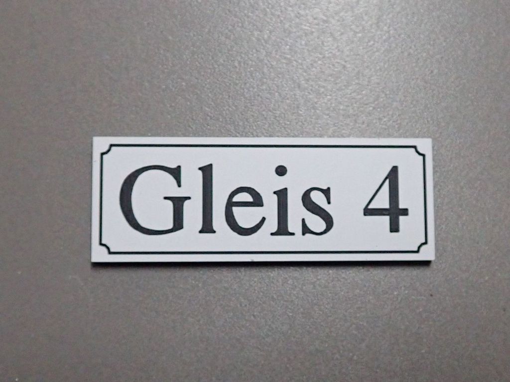 Gleisschild alte Schrift Gleis 4 44 x 16 mm, 2-Schicht-Kunststoff