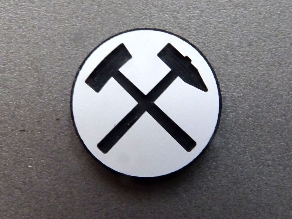 Hammer und Schlägel groß 30 x 30 mm, 2-Schicht-Kunststoff