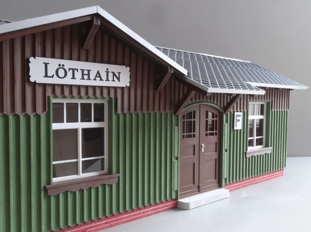 Bahnhof Löthain 470 x 175 x 195 mm
