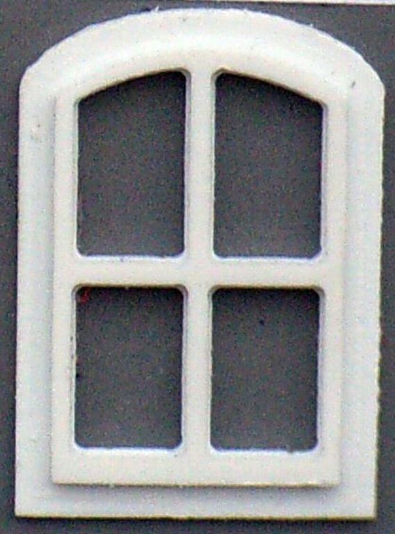 Stichbogenfenster Finow, 1:32 16 x 24 mm