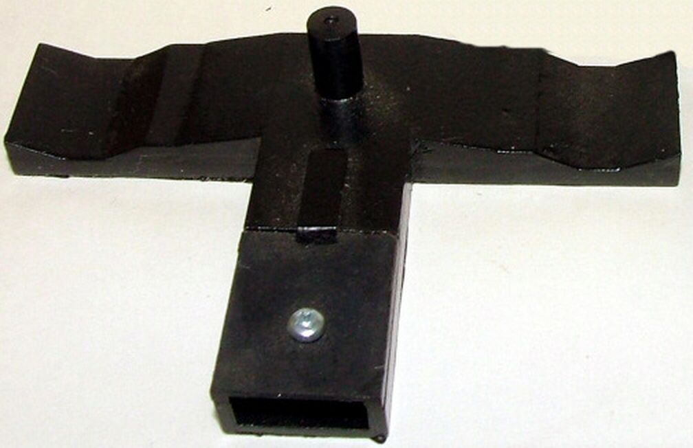 Low profile flat car bolster