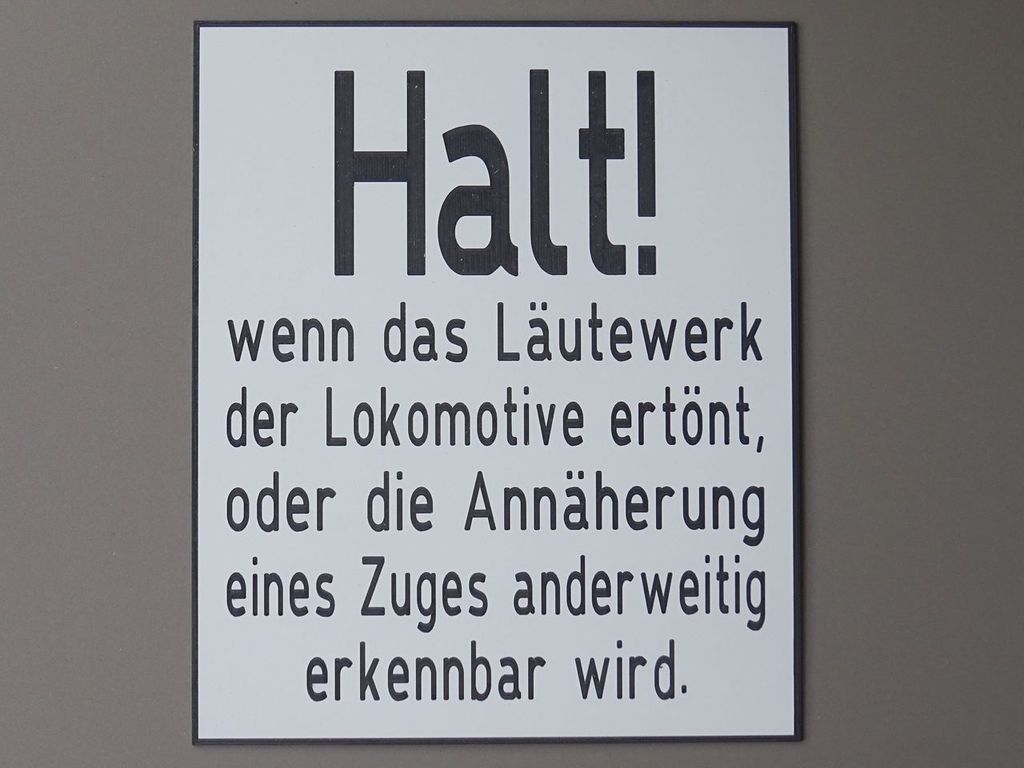 Halt, wenn das Läutewerk ertönt 180 x 215 mm, 2-Schicht-Kunststoff