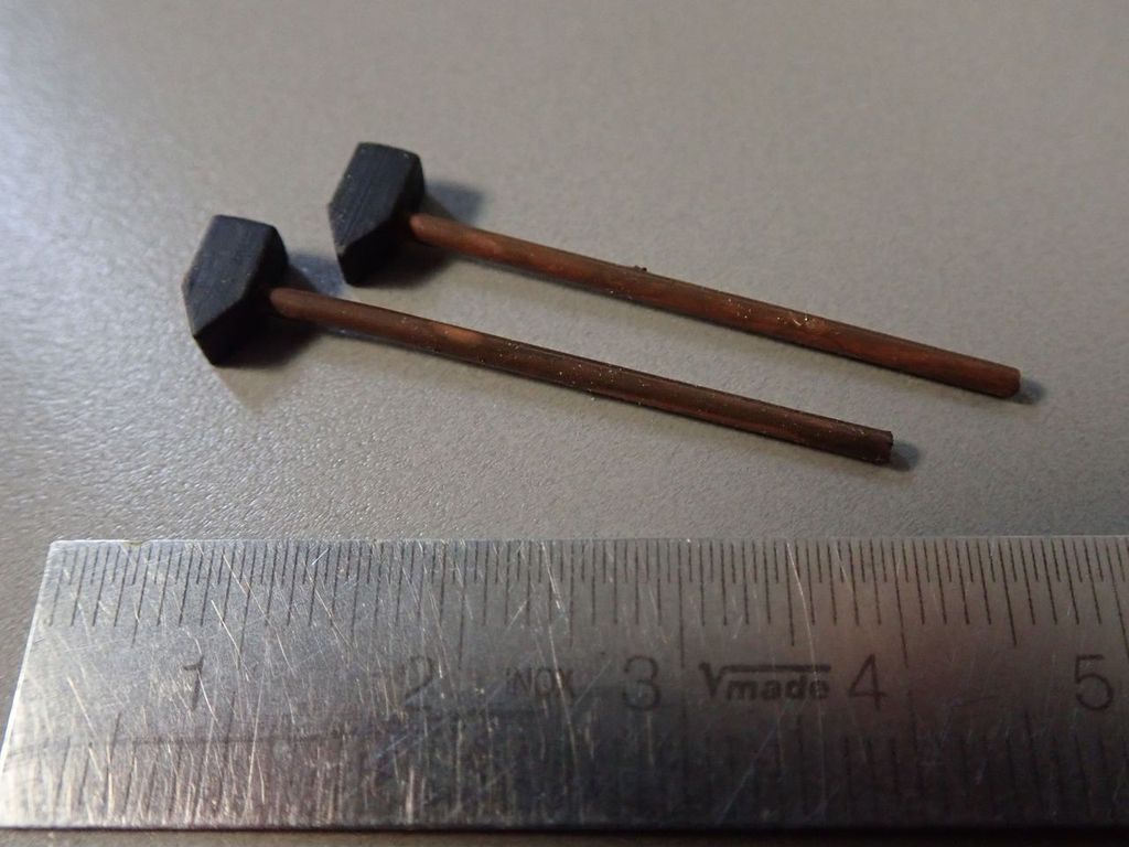 Vorschlaghammer einseitig spitz 35 x 9 x 3 mm, 2 Stück als Bausatz, 3D-Druck