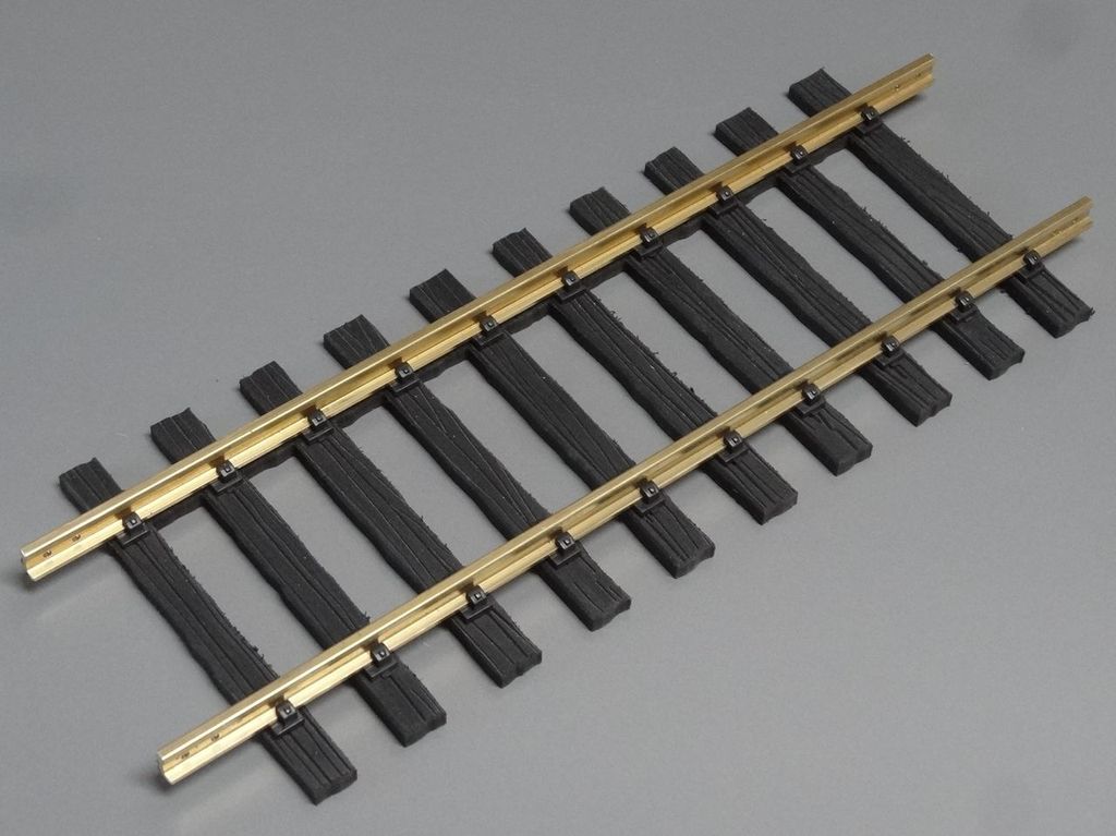 Regelspurgleis Gerade 300 mm 64 mm