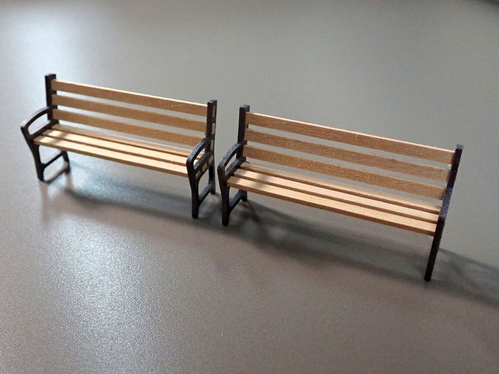 Sitzbank Bausatz ca. 55 x 18 x 31 mm, Sitzhöhe 15 mm, 2 Stück