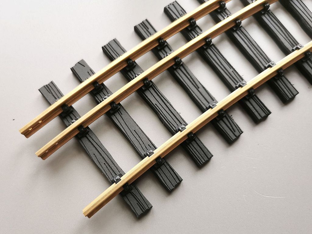 Dreischienengleis Bogen 7,5°, Radius 2000mm Schmalspur innen