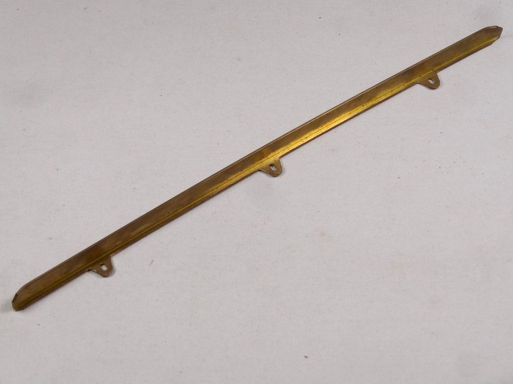 Radlenker 240 mm, Abstand Halterung 82 mm,  Höhe 10 mm