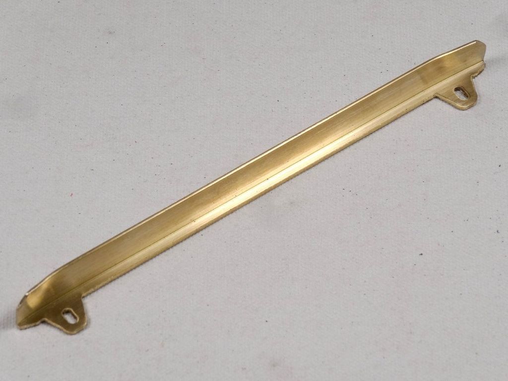 Radlenker 123 mm, Abstand Halterung 104 mm,  Höhe 10 mm