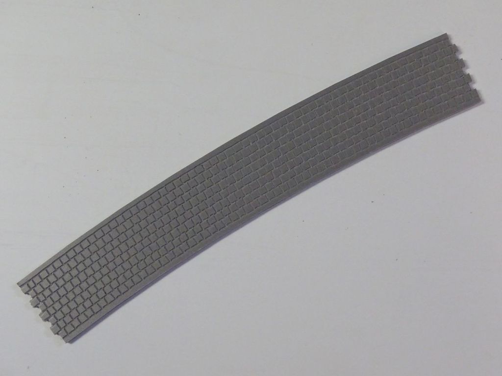 Gleis-Pflasterplatte R3 Trainline, 10°, Kleinpflaster 242 x 37 mm