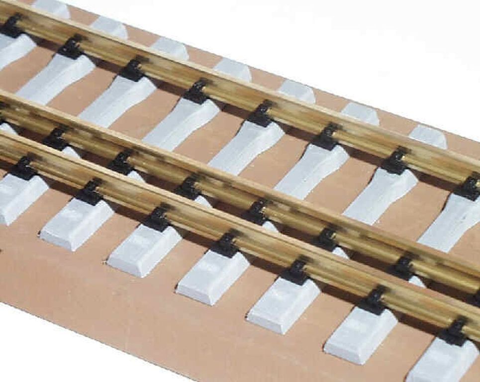 Betonschwellen Dreischienengleis 45/64 mm, 50 Stück 115 x 13 x 8 mm