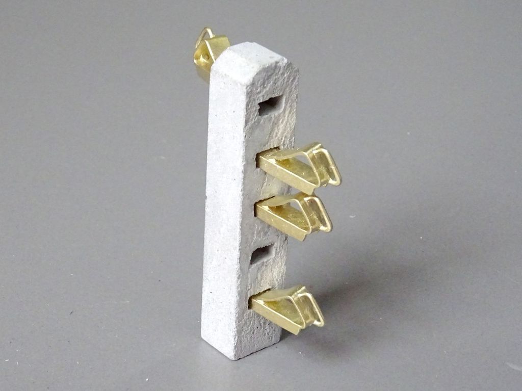 Hemmschuhständer 13 x 10 x 63 mm