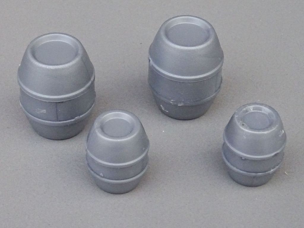 Bierfässer 2 große und 2 kleine