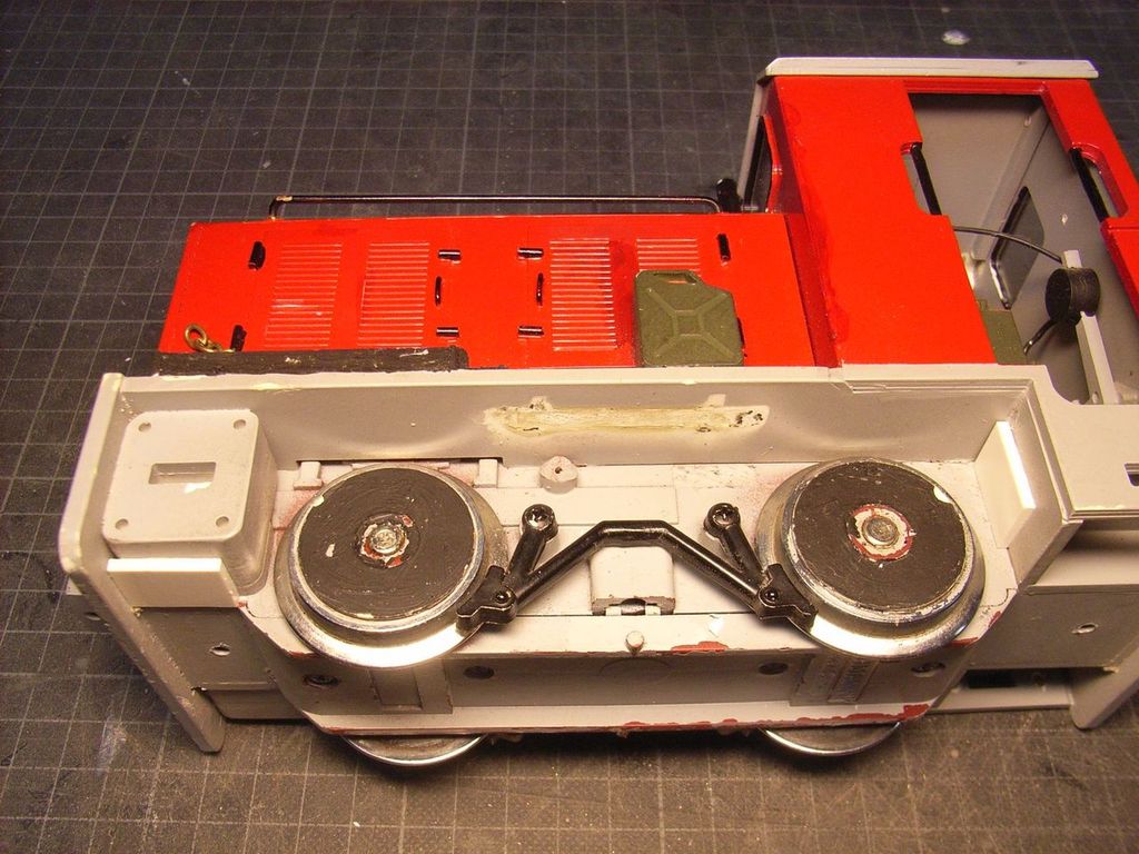 Diema DS 60 Zurüstsatz Außenrahmen Bausatz aus Polystyrol und Weissmetall